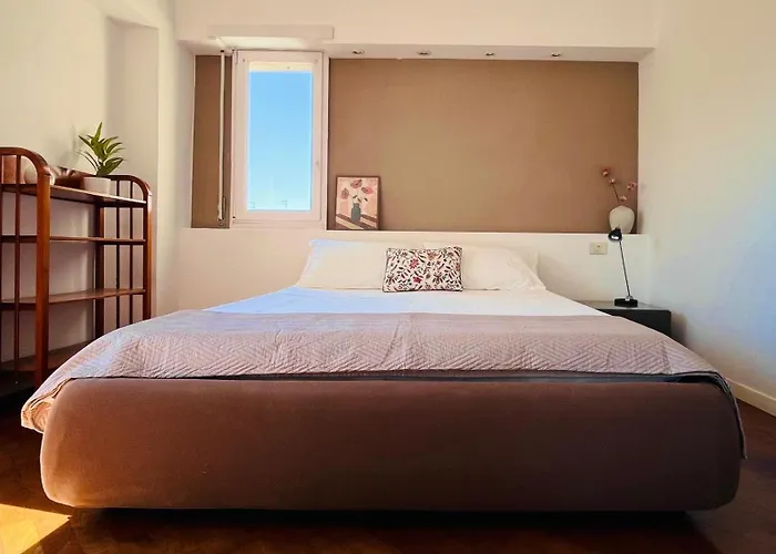 Apartament Attico 22 *